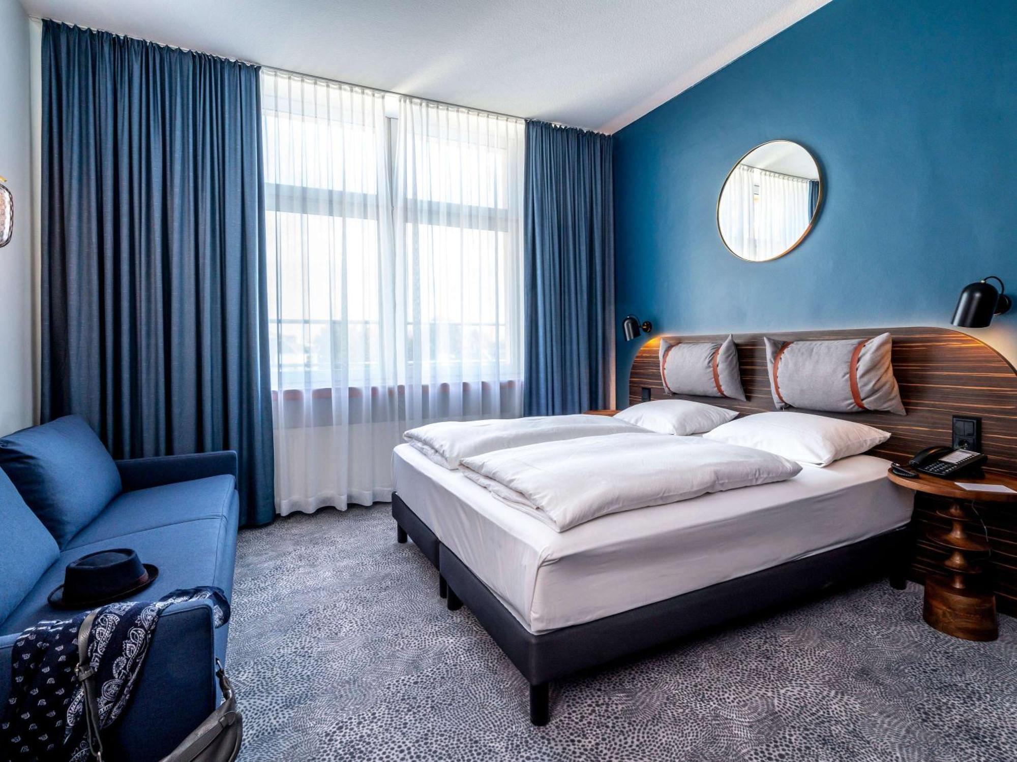 Mercure Center Hotel